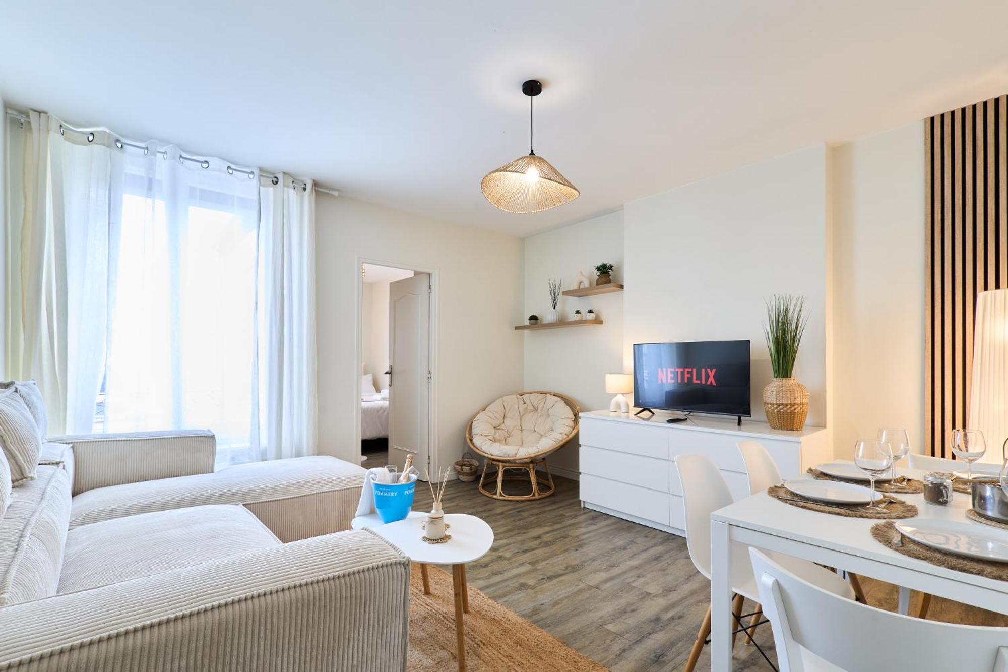Le Petillant, Gare Centre-Ville, Netflix, Wifi Reims Exteriör bild